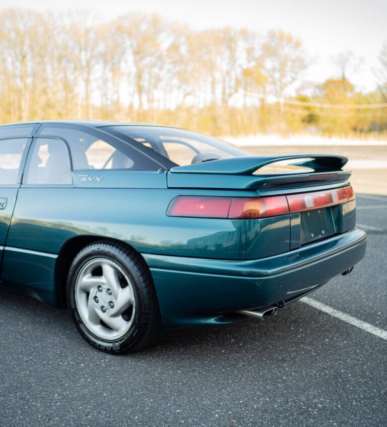 1996 Subaru SVX LSi photo 31