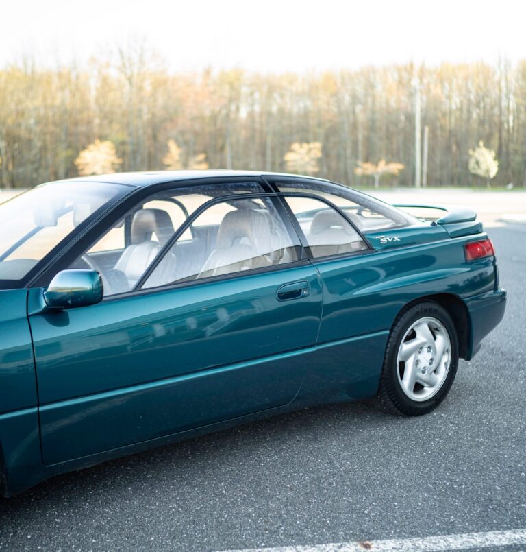 1996 Subaru SVX LSi photo 28