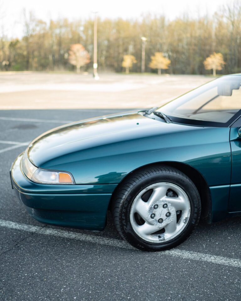 1996 Subaru SVX LSi photo 27