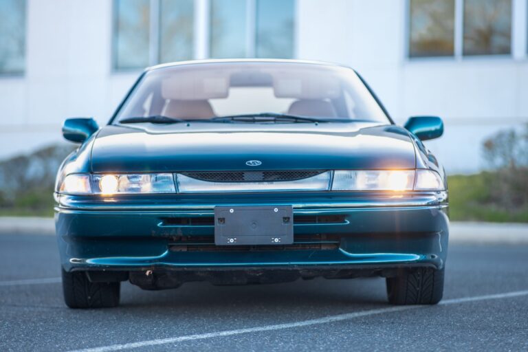 1996 Subaru SVX LSi photo 25