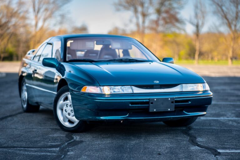 1996 Subaru SVX LSi photo 8