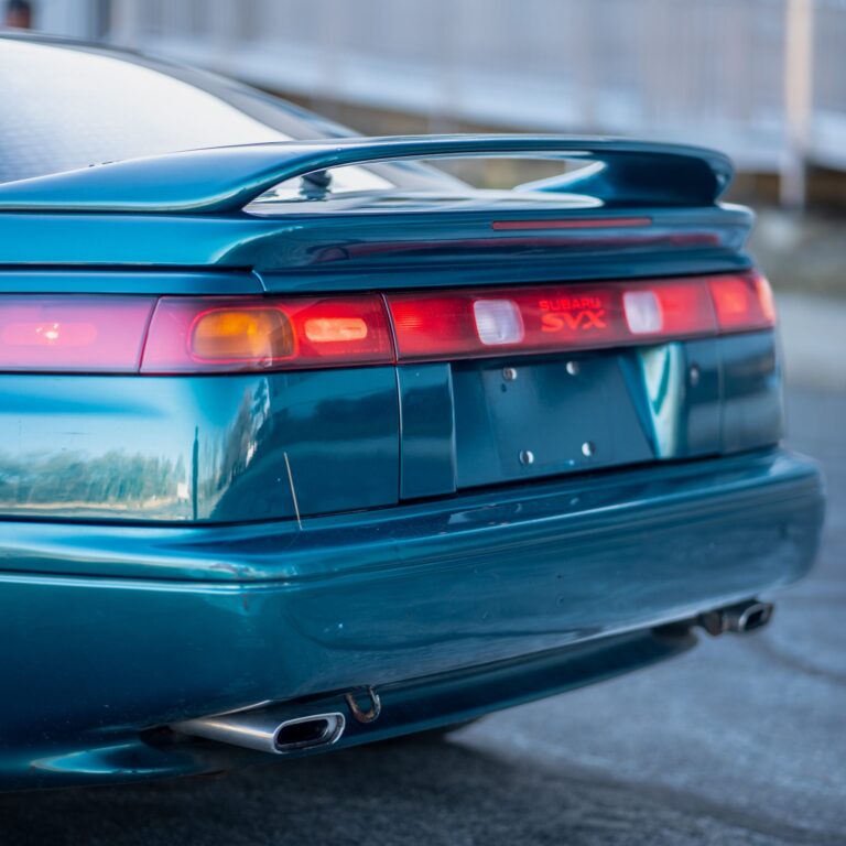 1996 Subaru SVX LSi photo 17