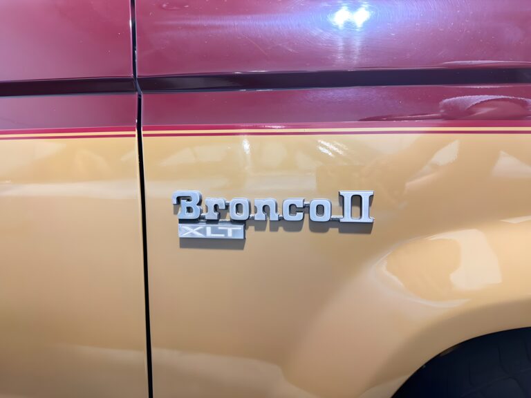 1988 Ford Bronco II 4×4 photo 9