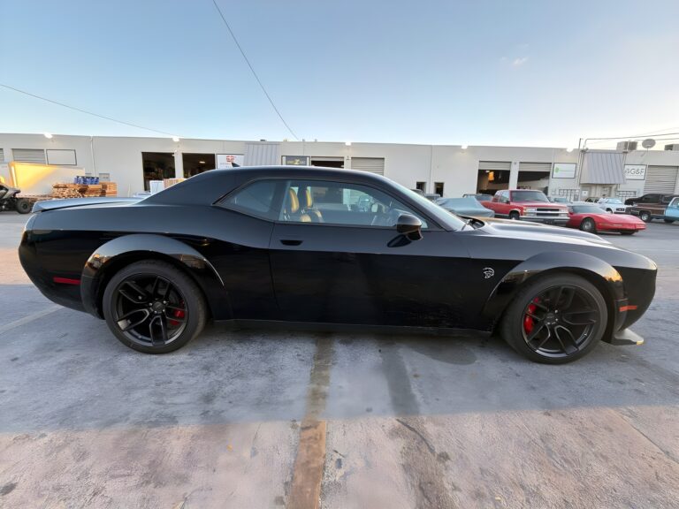 2023 Dodge Challenger SRT Hellcat Widebody photo 5