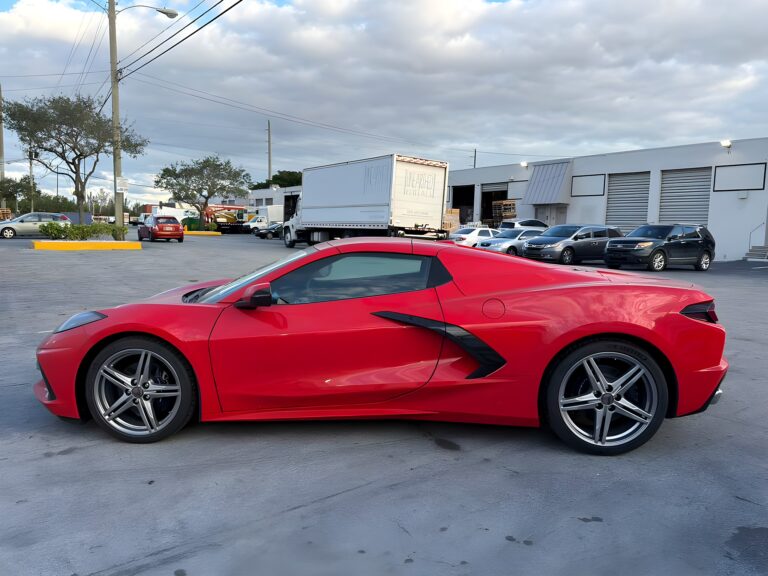 2026 Chevrolet Corvette Stingray 1LT Convertible photo 4