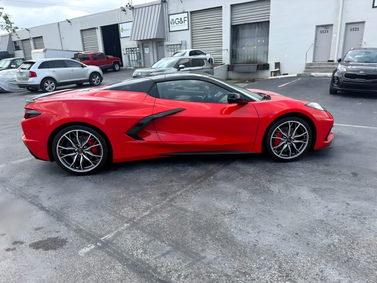 2026 Chevrolet Corvette Stingray 2LT Convertible photo 4