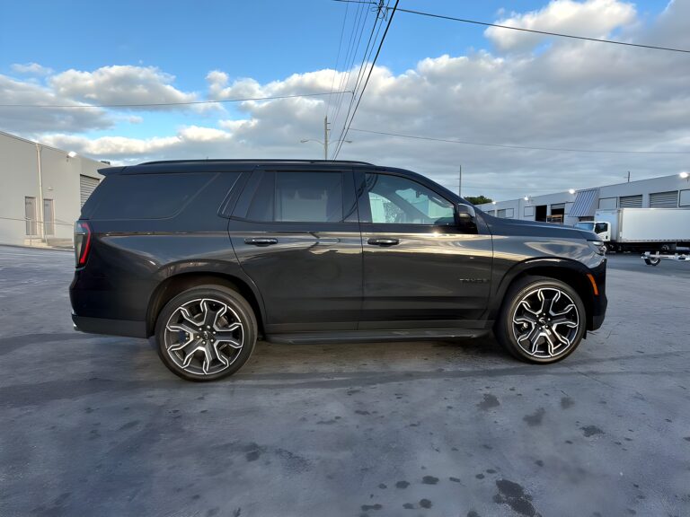 2026 Chevrolet Tahoe RST 4WD photo 6