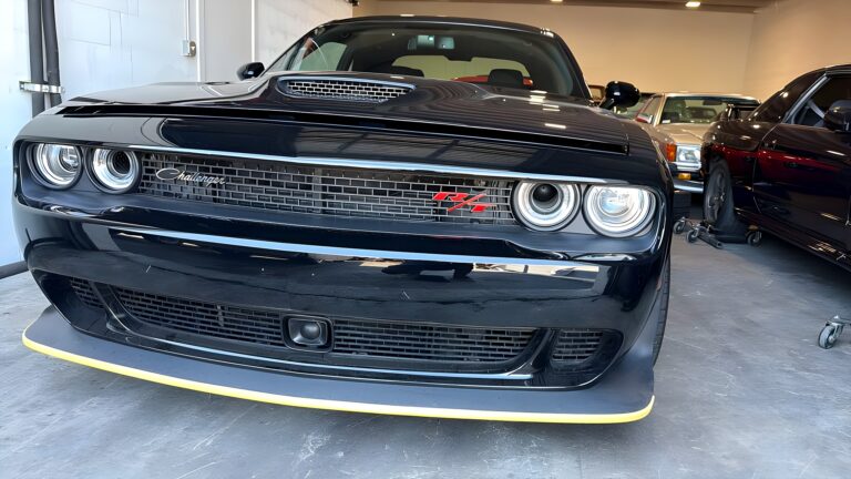 2023 Dodge Challenger R/T photo 7