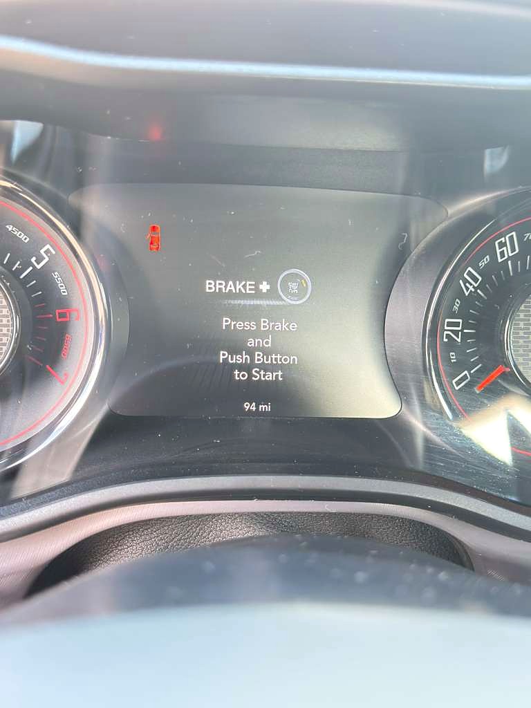 2023 Dodge Challenger R/T photo 10