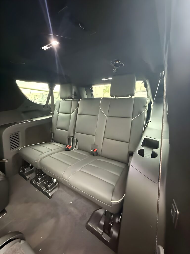 2026 Cadillac Escalade ESV Luxury 4WD photo 10