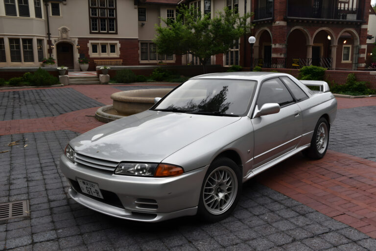 1993 Nissan Skyline GT-R V-Spec photo 3