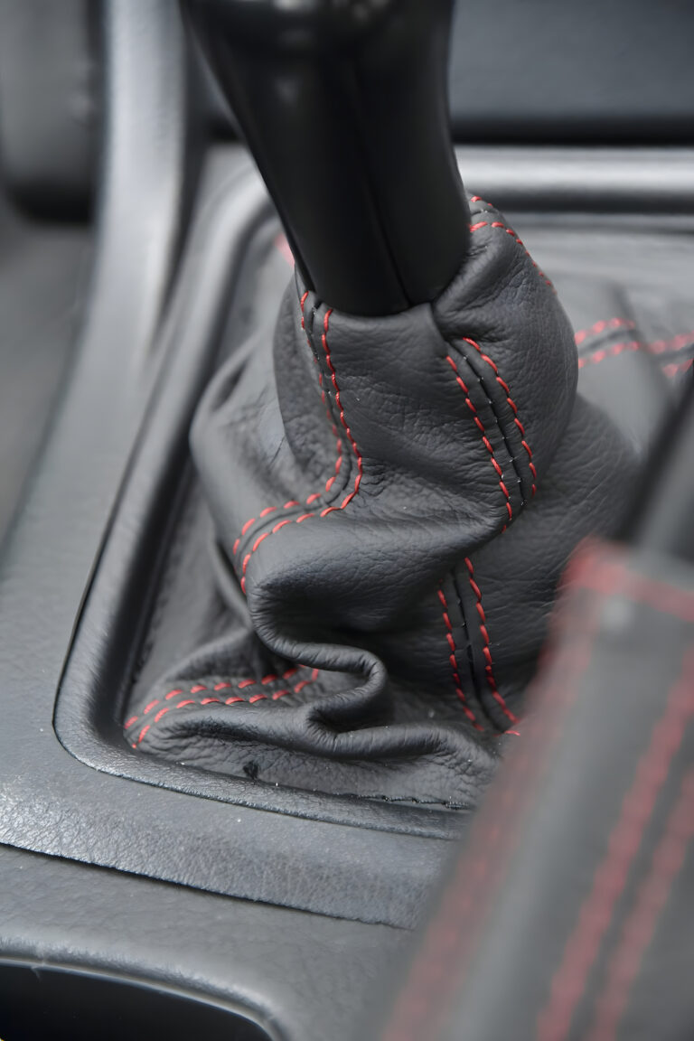 1993 Nissan Skyline GT-R V-Spec photo 47