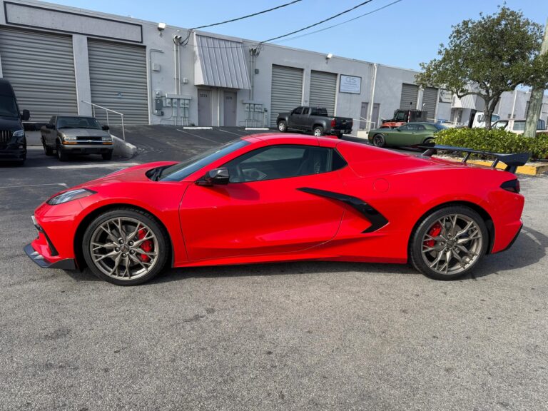 2027 Chevrolet Corvette Stingray 2LT Convertible photo 9