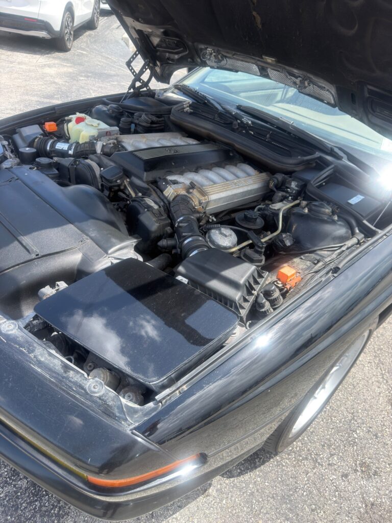 1992 BMW 850i photo 12