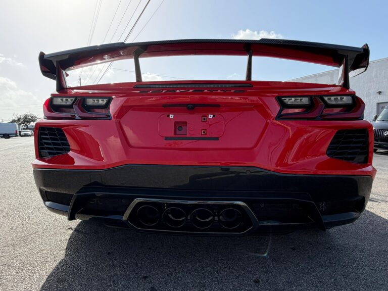 2027 Chevrolet Corvette Stingray 2LT Convertible photo 18