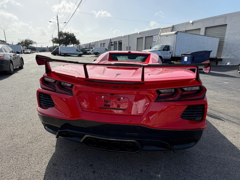 2027 Chevrolet Corvette Stingray 2LT Convertible photo 19