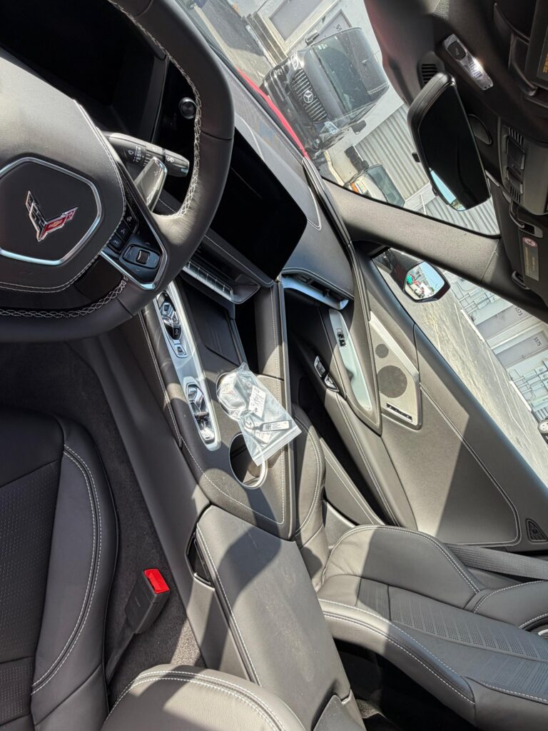 2027 Chevrolet Corvette Stingray 2LT Convertible photo 31