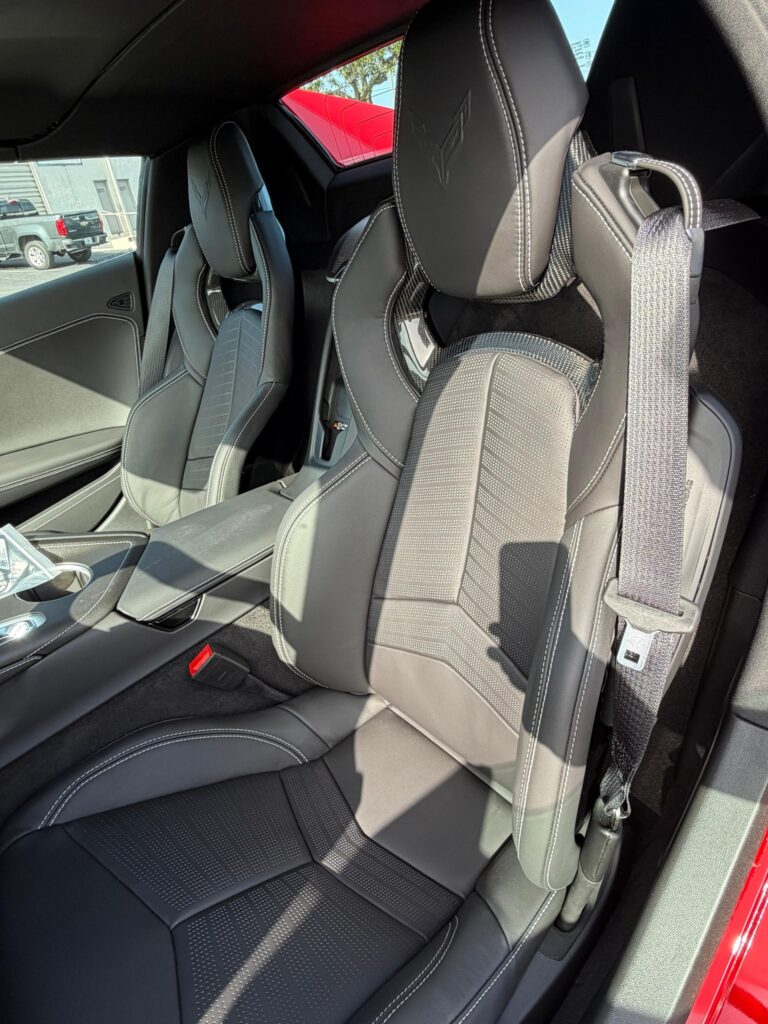 2027 Chevrolet Corvette Stingray 2LT Convertible photo 33