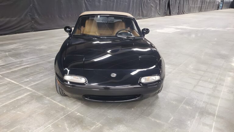 1993 Mazda MX-5 Miata photo 10
