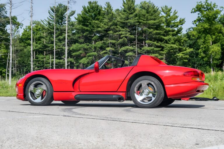 1993 Dodge Viper RT/10 photo 15