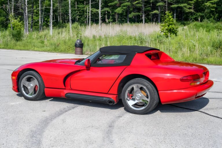 1993 Dodge Viper RT/10 photo 16