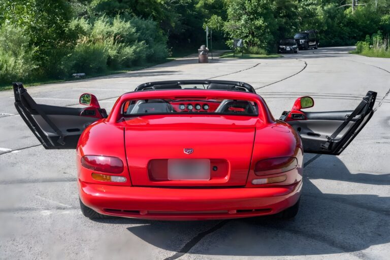 1993 Dodge Viper RT/10 photo 23
