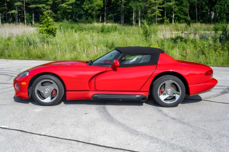 1993 Dodge Viper RT/10 photo 25