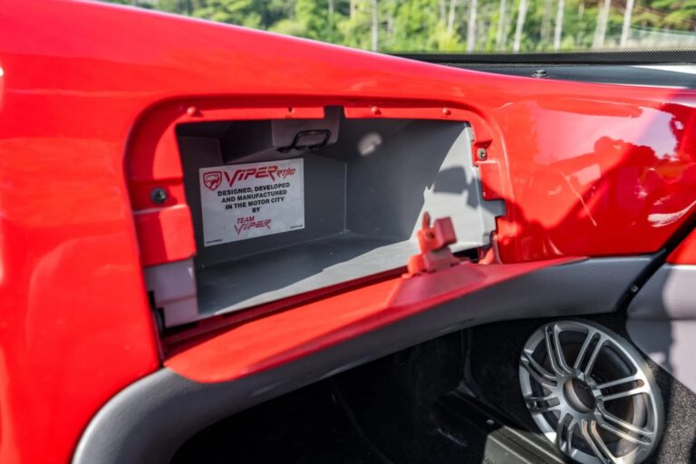 1993 Dodge Viper RT/10 photo 65